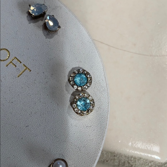 Loft earring set - Picture 3 of 5